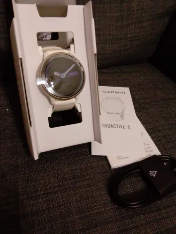 Used Garmin Vivoactive 6 bike — image 3 of 4