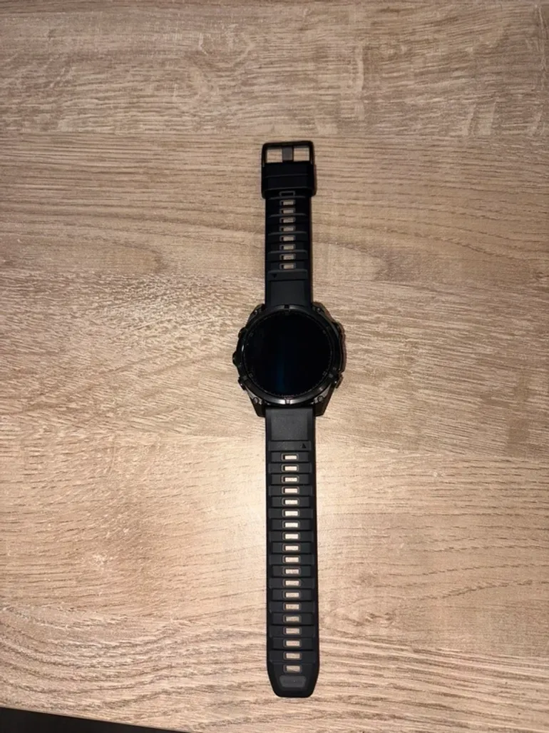 Used Garmin fenix 8 bike — image 2 of 2