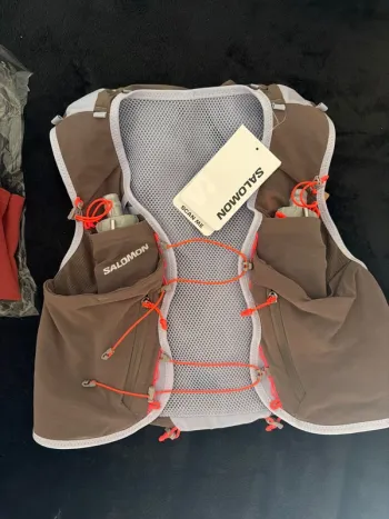 Salomon Adv Skin 12 Running Accessories d'occasion