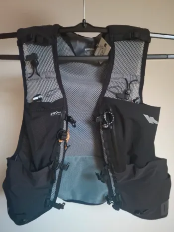 Used Avanti Kiprun Running Accessories