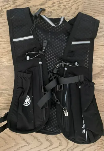 Salomon Outdoor Hydration Vest bike d'occasion — image 4 sur 7
