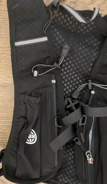 Salomon Outdoor Hydration Vest bike d'occasion — image 5 sur 7