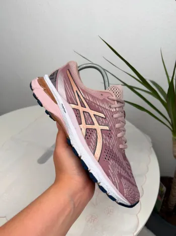 Asics GT-2000 8 Running Shoes d'occasion