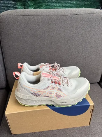 Asics Sonoma 8 bike d'occasion — image 2 sur 9