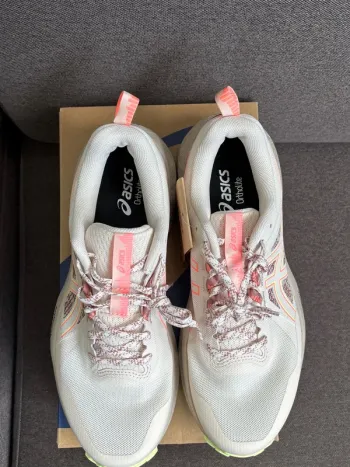 Asics Sonoma 8 bike d'occasion — image 9 sur 9