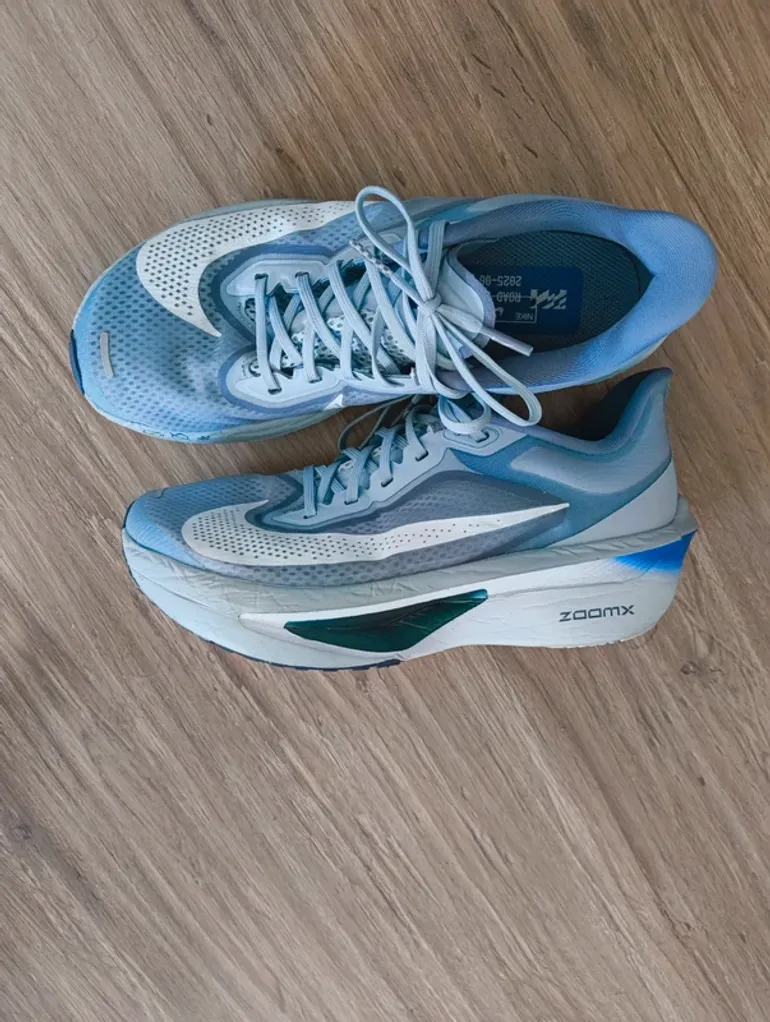 Used Nike Zoom Fly 6 bike — image 2 of 4