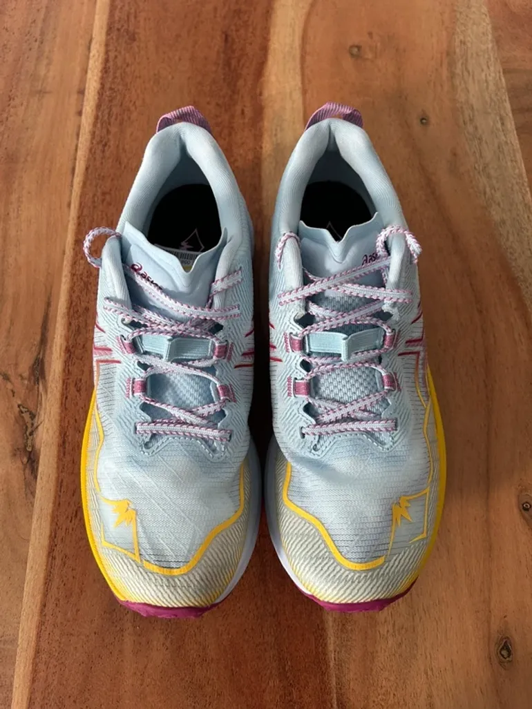 Asics Fujispeed bike d'occasion — image 2 sur 4