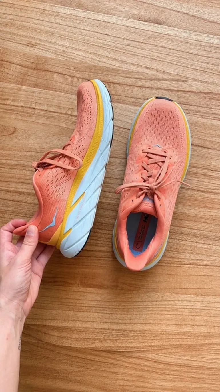 Used Hoka Running Shoes bike — image 2 of 6