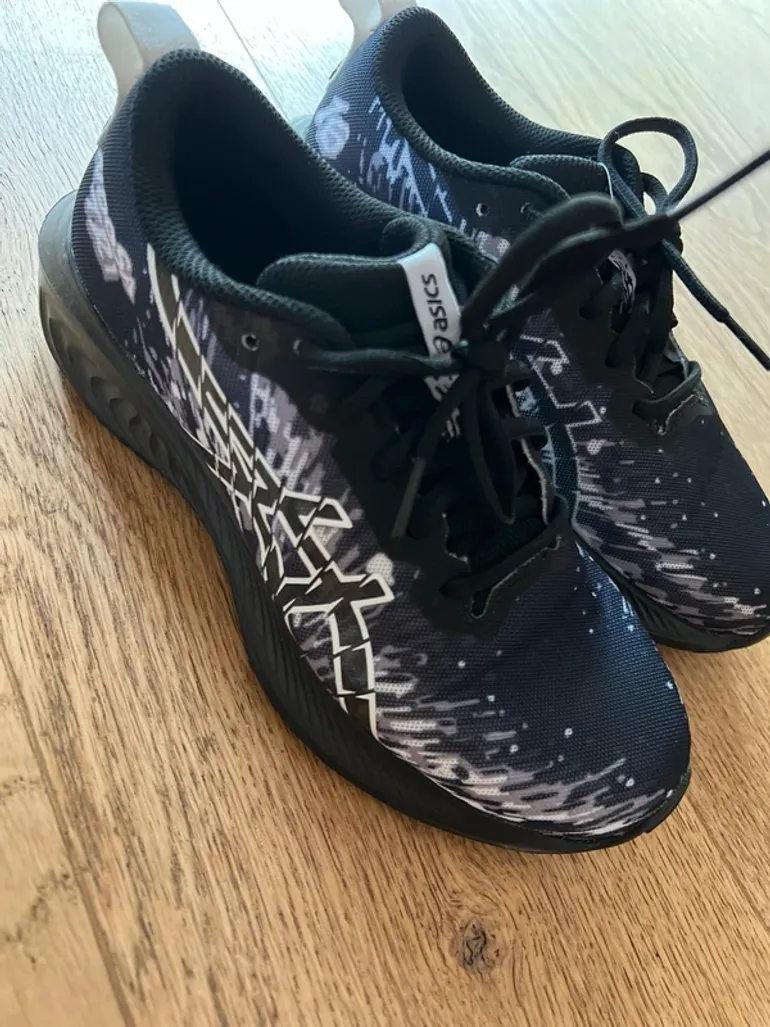 Gebrauchtes Asics Gel Noosa Tri 16 bike — Bild 2 von 8