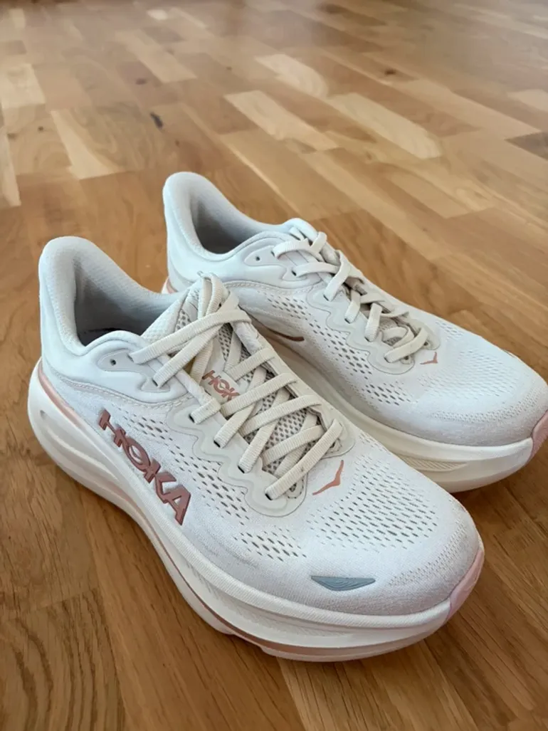 Tweedehands Hoka Bondi 9 bike — afbeelding 2 van 10