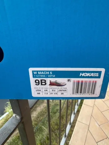 Used Hoka Running Shoes bike — image 4 of 4