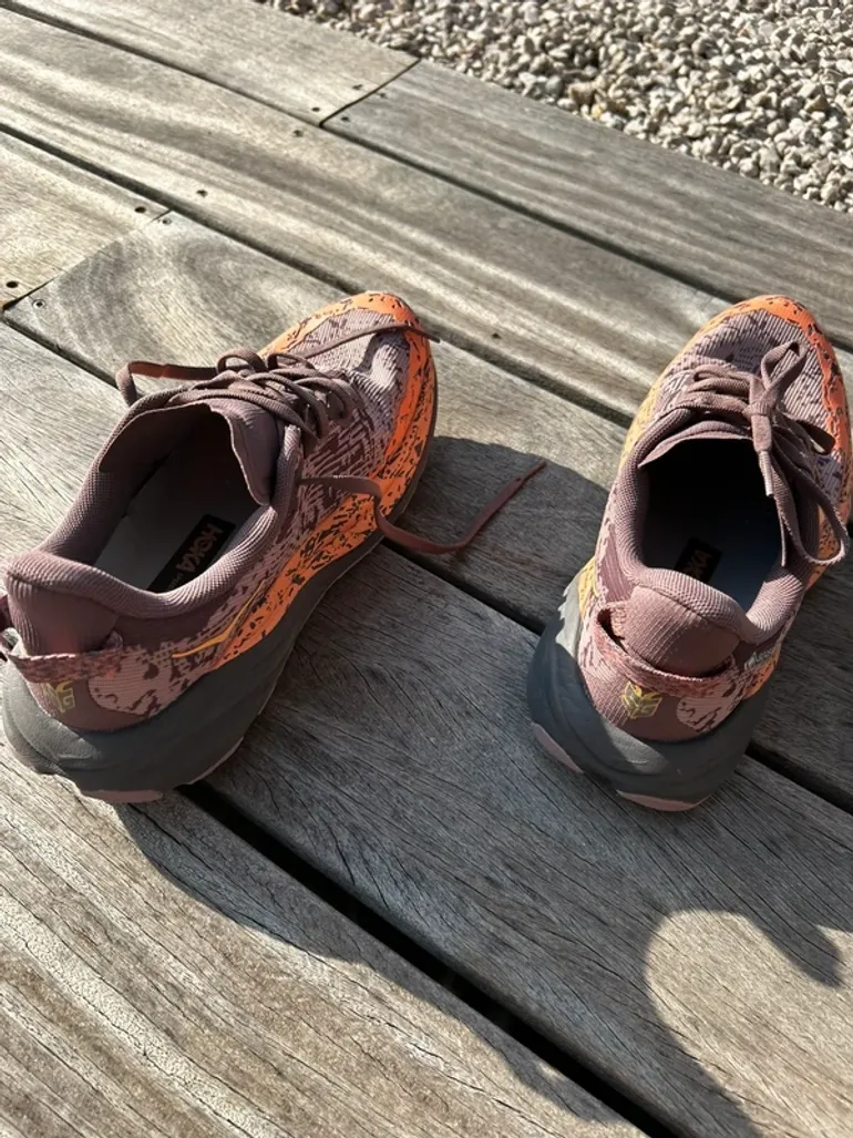 Gebrauchtes Hoka Speedgoat 6 GTX bike — Bild 4 von 6