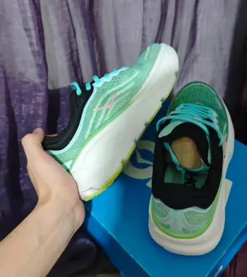 Hoka Bondi9 bike usato — immagine 6 di 6