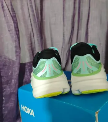 Käytetty Hoka Bondi9 Running Shoes