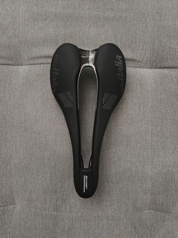Used Selle Italia SLR Boost Superflow S3 Saddles & Seatposts