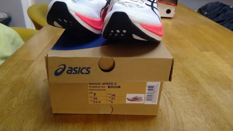 Used Asics Magic Speed 3 bike — image 15 of 15