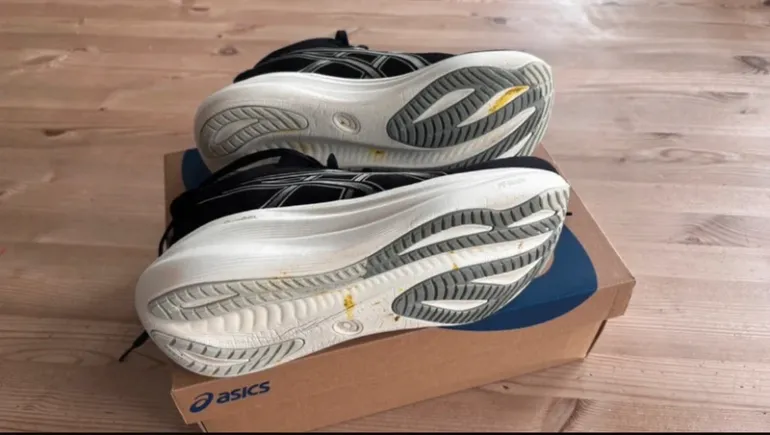 Käytetty Asics Gel Nimbus 27 bike — kuva 4 / 4