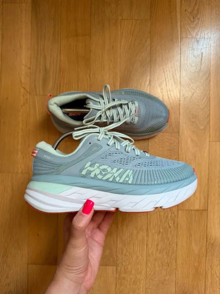 Used Hoka Bondi 7 Wide bike — image 4 of 18