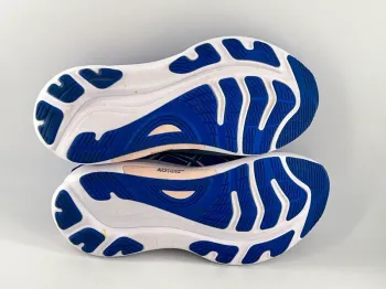 Käytetty Asics Gel-Kayano 32 bike — kuva 9 / 15