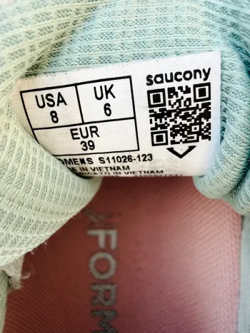 Used Saucony Hurricane 25 bike — image 6 of 8