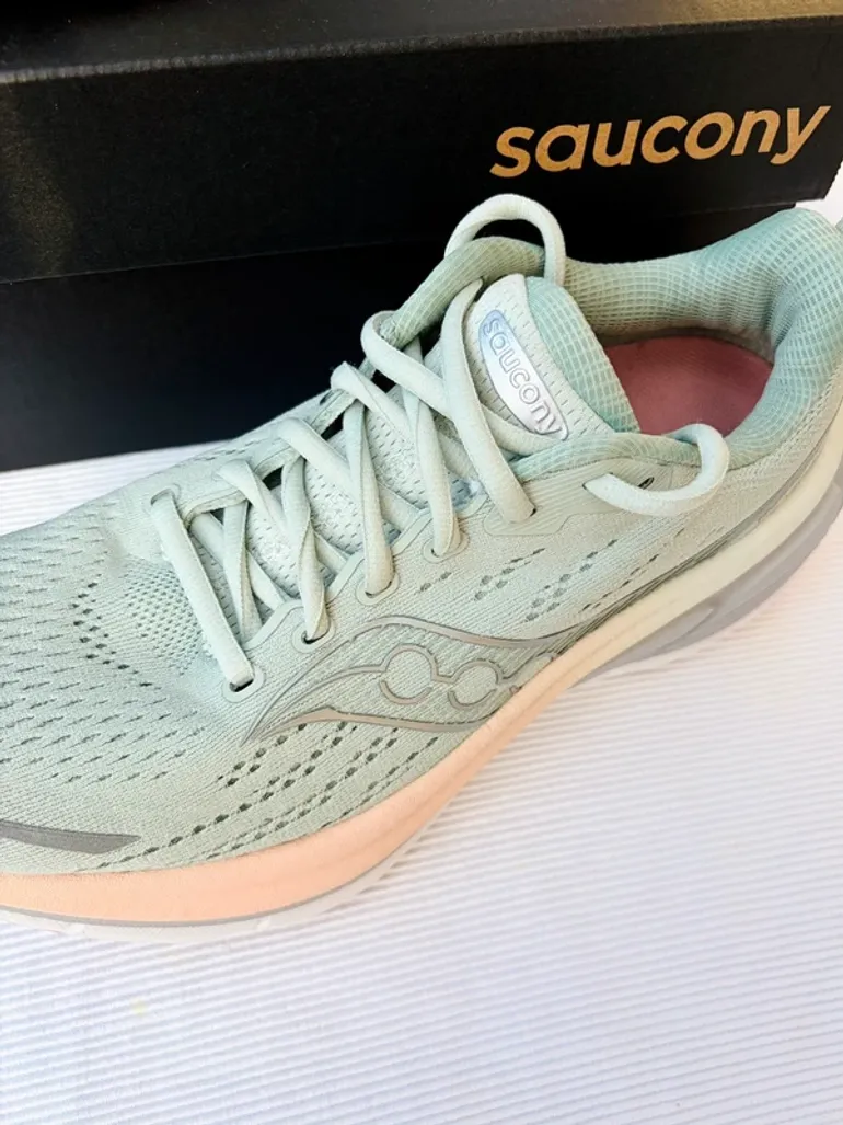 Used Saucony Hurricane 25 bike — image 3 of 8