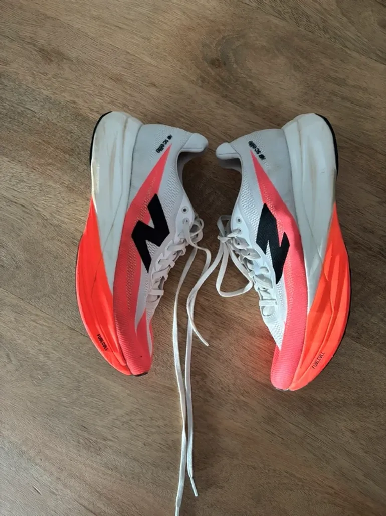 Used New Balance SC Elite v5 bike — image 7 of 12