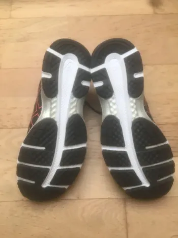 Asics Basket course bike d'occasion — image 3 sur 4
