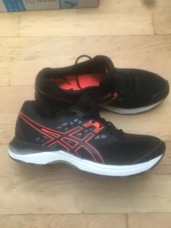 Asics Basket course Running Shoes d'occasion