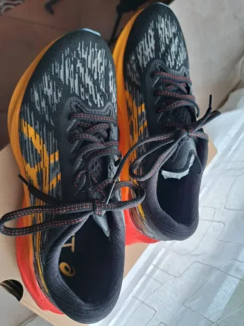 Used Asics Novablast 3 Running Shoes