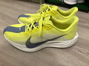 Pegasus ZoomX Running Shoes d'occasion