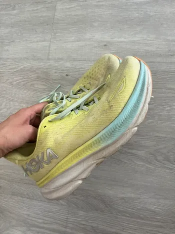 Used Hoka Running Shoes bike — image 2 of 5