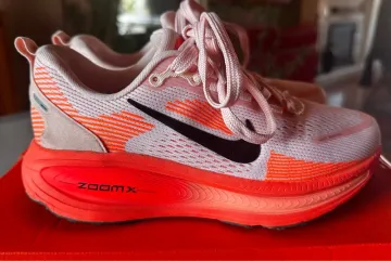 Brugt Rose Vomero 18 Running Shoes