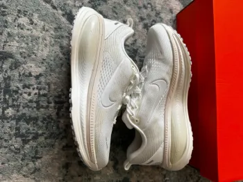 Używany Nike Vomero 18 bike — zdjęcie 4 z 6