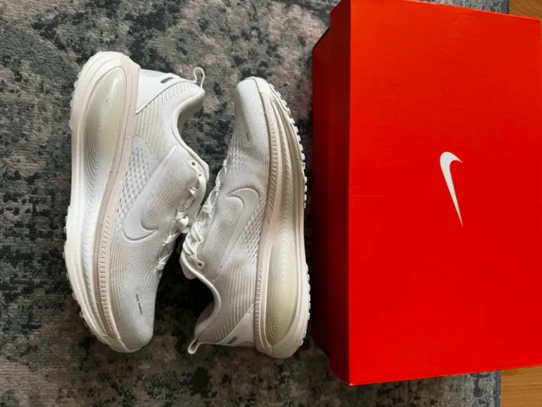 Używany Nike Vomero 18 bike — zdjęcie 3 z 6