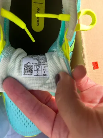 Tweedehands Saucony Guide 19 2026 bike — afbeelding 7 van 8