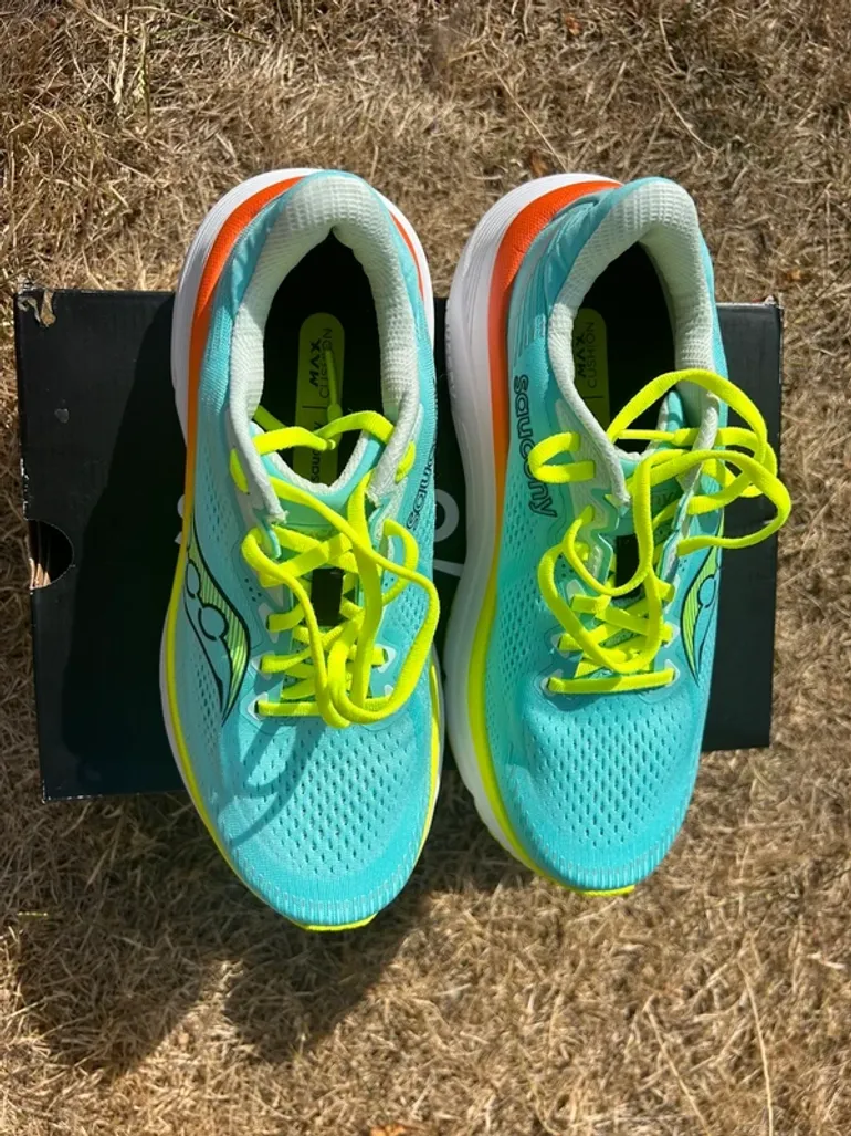 Tweedehands Saucony Guide 19 2026 bike — afbeelding 3 van 8