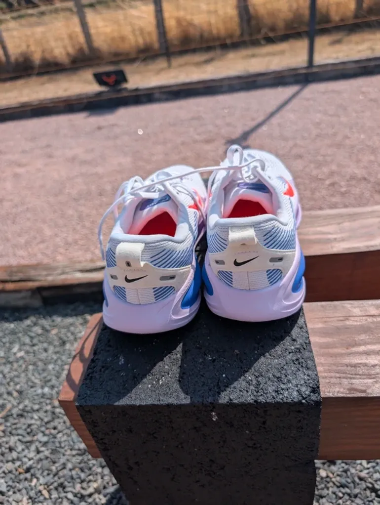 Używany Nike Vomero 18 bike — zdjęcie 3 z 4