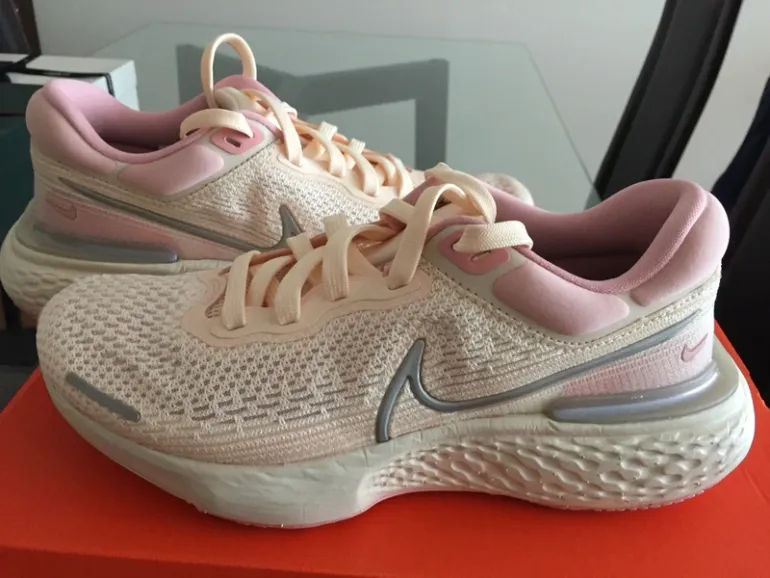 Used Nike ZoomX Invincible Run FK bike — image 4 of 8