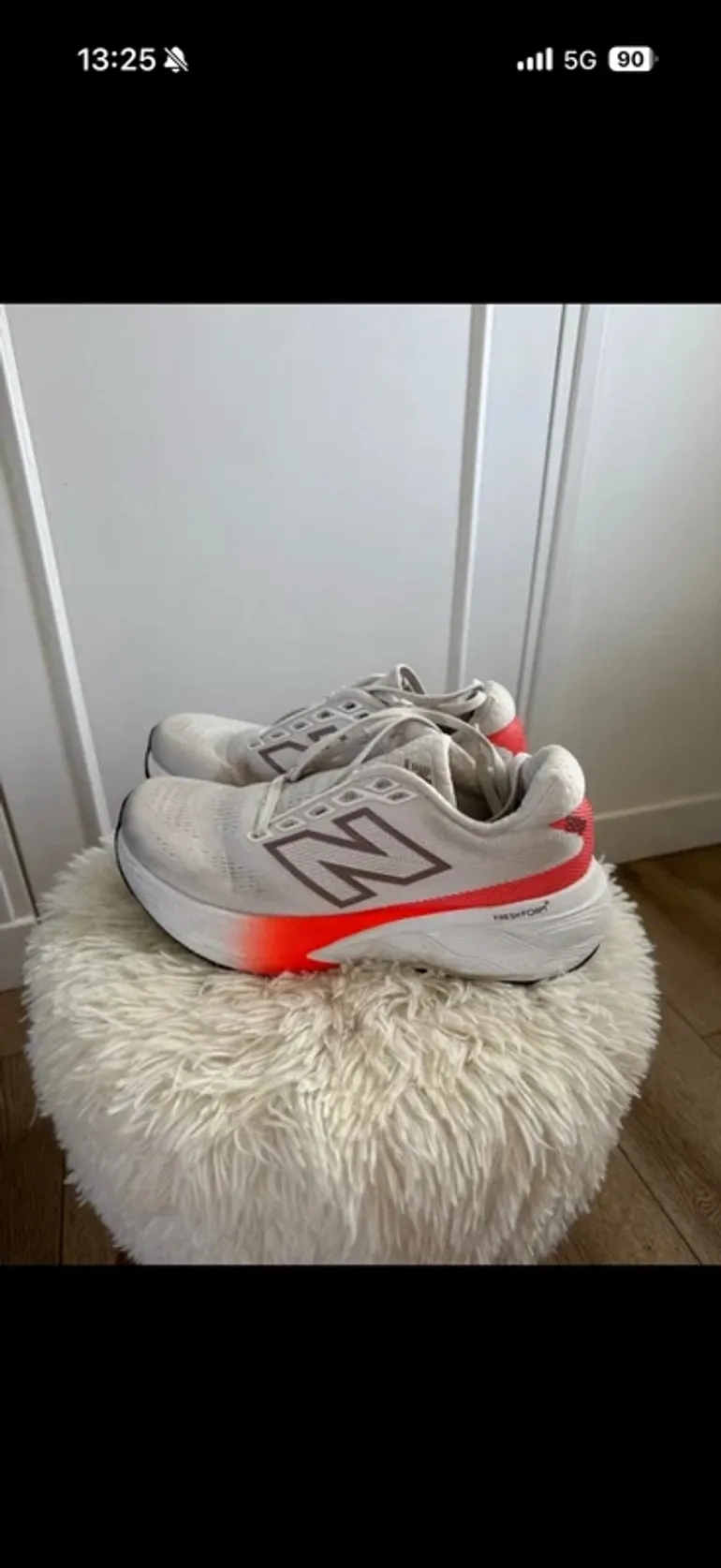 New Balance Running Shoes bike usato — immagine 4 di 6