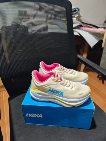 Gebrauchtes Hoka Shoes size 41 Running Shoes