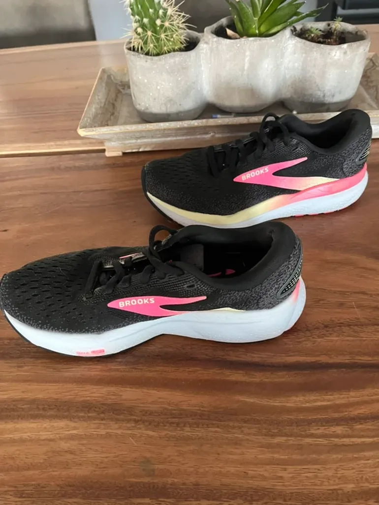 Used Brooks Ghost 16 bike — image 5 of 6