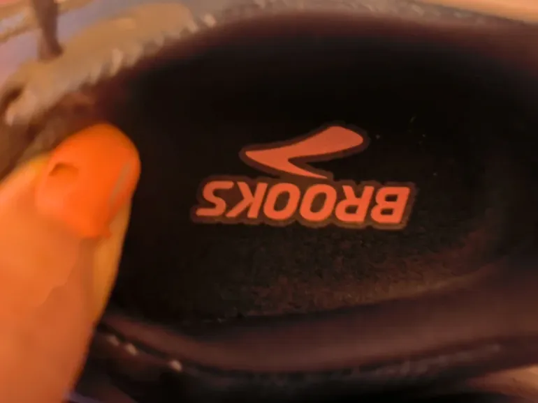Used Brooks Ghost 17 2026 bike — image 6 of 8