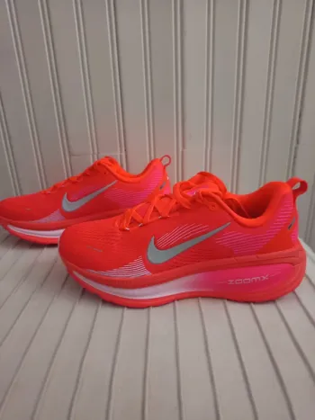 Tweedehands Nike Vomero 18 Running Shoes