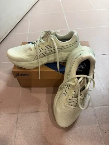 Used Asics Novablast Running Shoes