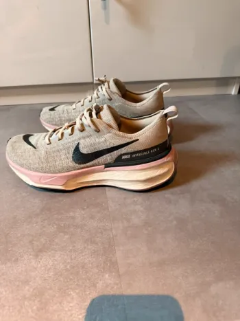 Nike Zoom X Invincible Run 3 bike d'occasion — image 3 sur 6