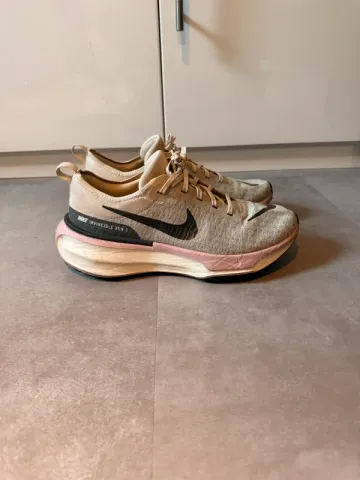 Gebrauchtes Nike Zoom X Invincible Run 3 Running Shoes