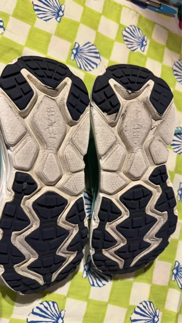 Used Hoka Challenger bike — image 7 of 8