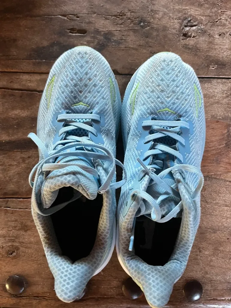 Hoka Running Shoes bike usato — immagine 3 di 5