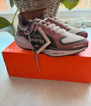 Tweedehands Pegasus Nike Air Zoom 41 GTX bike — afbeelding 3 van 5