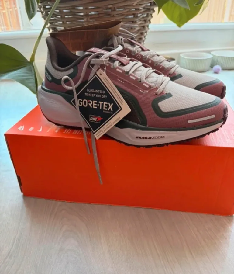 Tweedehands Pegasus Nike Air Zoom 41 GTX bike — afbeelding 3 van 5